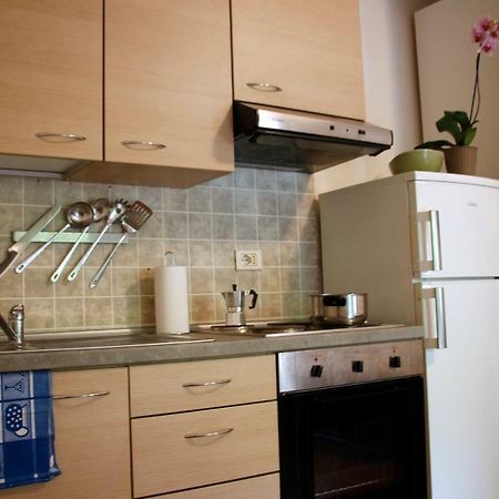 Basement Turati 3 -Consulates District Apartment Милано Екстериор снимка