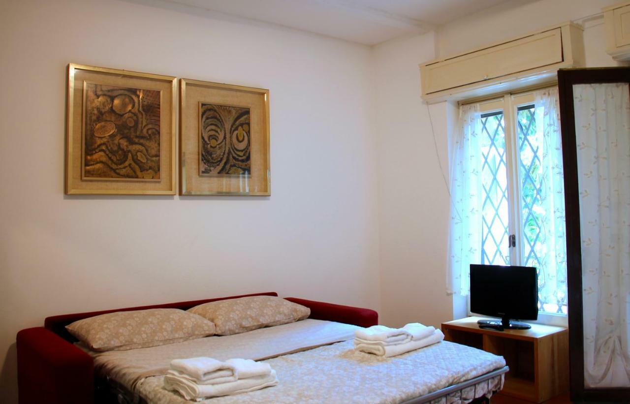 Basement Turati 3 -Consulates District Apartment Милано Екстериор снимка